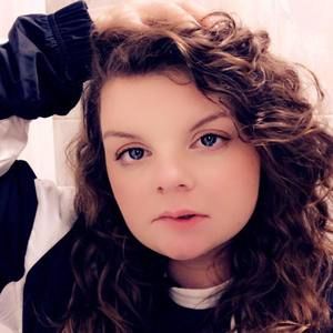 Meet your Posher, Ashlyn